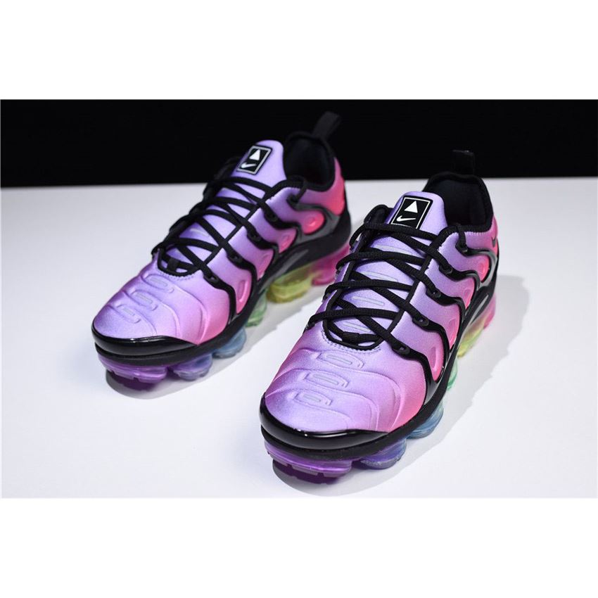 nike vapormax pink purple